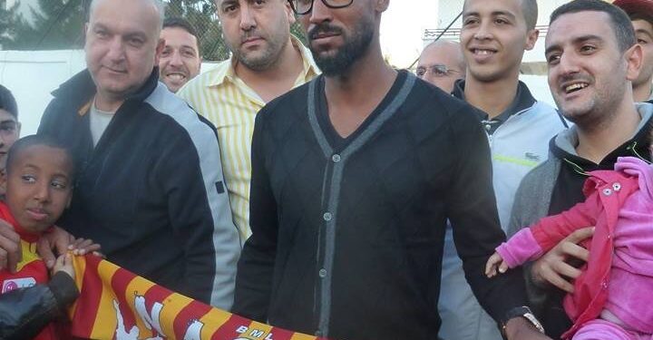 Nicolas Anelka au NA Hussein Dey 1