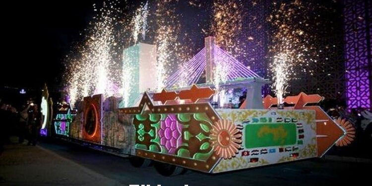 Une parade scintillant de mille feux célèbre la culture arabe à Constantine 1