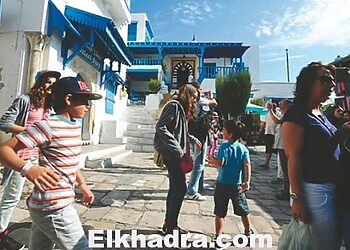 Près de 1,3 million d’Algériens se sont rendus en Tunisie en 2014 11