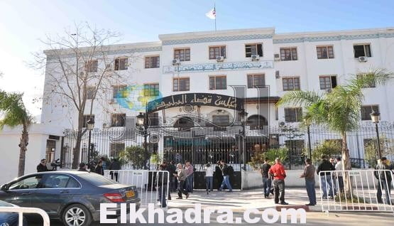 عندما تتحول “محاكمة القرن” إلى “مسرحية هزلية”! 1