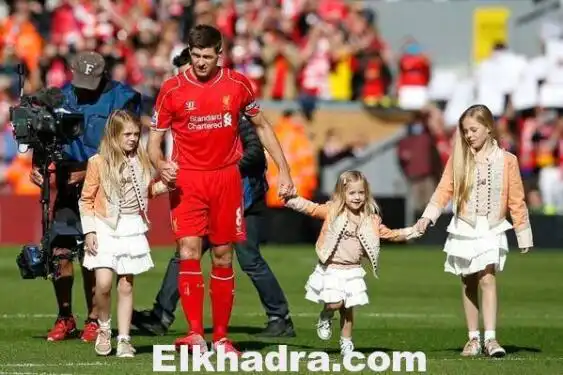 Steven Gerrard est «dévasté à l’idée de ne plus jouer devant ces supporters»