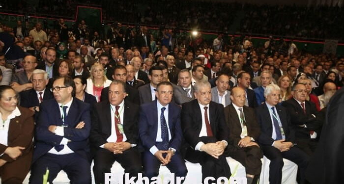 اختيار الوزير الأول عبد المالك سلال و 7 وزراء آخرين في اللجنة المركزية للأفلان 1