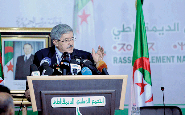 Ouyahia compte relancer l’alliance présidentielle 1