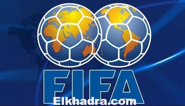 الفيفا يشيد بواحد من ابرز نجوم الكرة الجزائرية وصانع امجادها 1