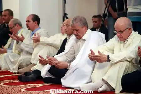 عبد المالك سلال يهنئ الشعب الجزائري بمناسبة عيد الفطر المبارك