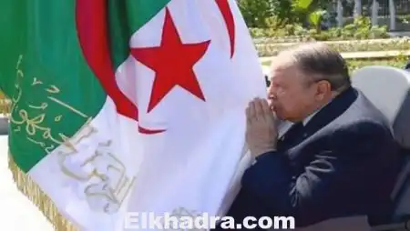 عبد العزيز بوتفليقة يترحم على أرواح شهداء حرب التحرير بمقبرة العالية