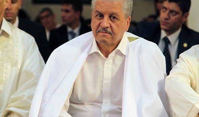 سلال للحجاج: لا تنسوا بلدكم الجزائر بالدعاء.. 1