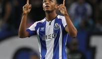But Yacine Brahimi contre Maccabi Tel Aviv Champions League 20-10-2015 2 But Yacine Brahimi contre Maccabi Tel Aviv Champions League 20-10-2015 2