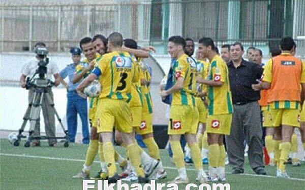 "كلاسيكو" بذكريات سيئة في تيزي وزو والإثارة مضمونة في 8 ماي 1