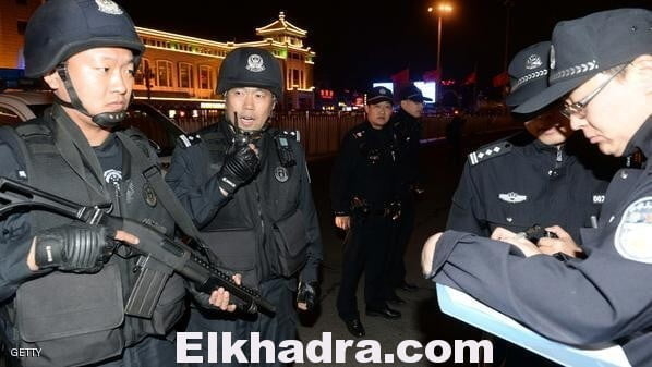الشرطة الصينية تقتحم بـ "الكلاب المدربة" مقر إقامة بعثة الجزائر لألعاب القوى.. 1