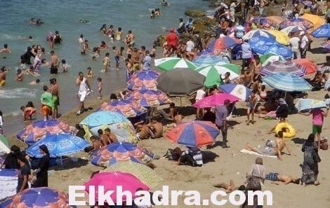 فايسبوكيون ينشرون صورا "فاضحة" لفتيات بلباس البحر 1