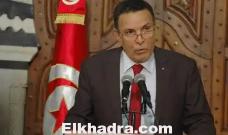 وزير دفاع تونس: لا مجال لإقامة قاعدة عسكرية أجنبية على أراضينا..