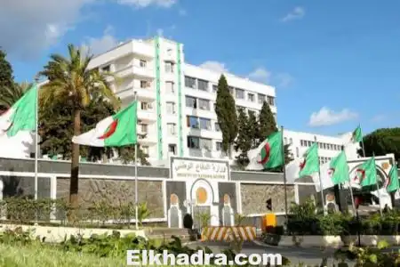 وزارة الدفاع تفتح مسابقة لتجنيد طلبة ضباط في مديرية الإعلام
