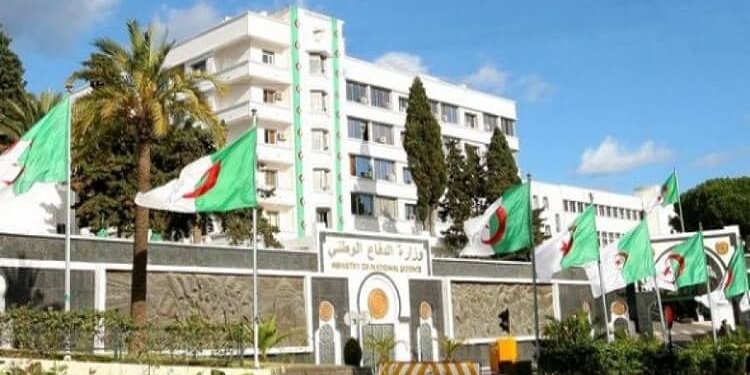 التجنيد بقوات الجيش والدرك كضباط وأعوان طوال السنة 1