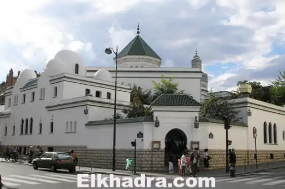 مسجد لم يؤسس على التقوى