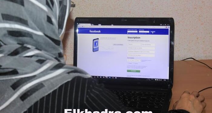 بالجزائر.. نشطاء الفيسبوك يسبقون الصحافة 1