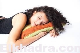 Dormir sur le ventre : ses avantages et ses inconvénients 1