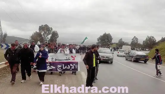 الوظيف العمومي يرضخ لبعض مطالب الأساتذة المتعاقدين