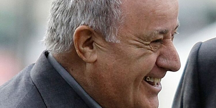 Fondateur de Zara, Amancio Ortega devient l'homme le plus riche du monde 1