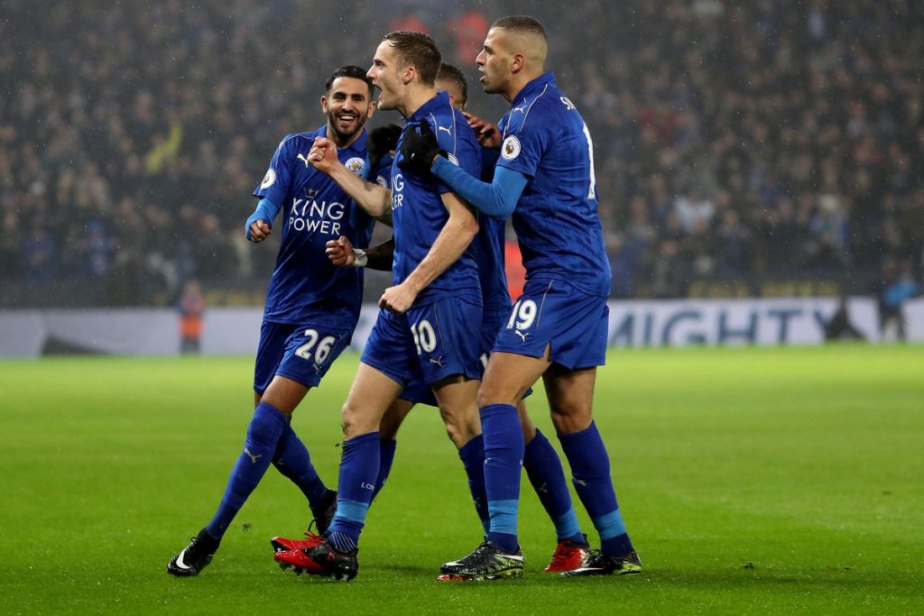Premier League : emmené par un trio Vardy-Mahrez-Slimani de feu, Leicester City gifle Manchester City ! 2