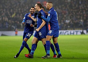 Premier League : emmené par un trio Vardy-Mahrez-Slimani de feu, Leicester City gifle Manchester City ! 10