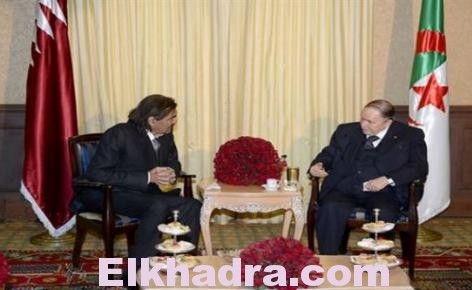 Le président Bouteflika reçoit l'Emir père du Qatar Cheikh Hamad Ben Khalifa Al Thani 1