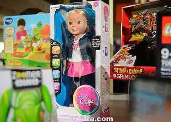 The talking doll "My Friend Cayla" is displayed at the DreamToys toy fair in central London, on November 5, 2014. The event sees manufacturers of the predicted Christmas bestsellers showcase their products in the run up to the festive season. AFP PHOTO/LEON NEAL        (Photo credit should read LEON NEAL/AFP/Getty Images)