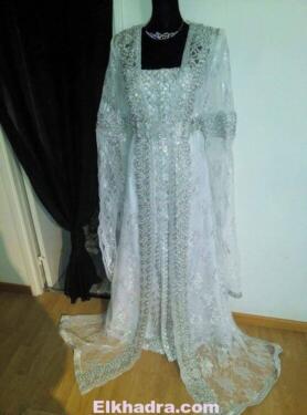 Images for Caftan blanc et argent 2017 Nouvelle collection 4 Images for Caftan blanc et argent 2017 Nouvelle collection 4