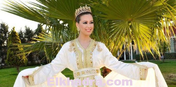 Images for Caftan blanc et argent 2017 Nouvelle collection 2 Images for Caftan blanc et argent 2017 Nouvelle collection 2