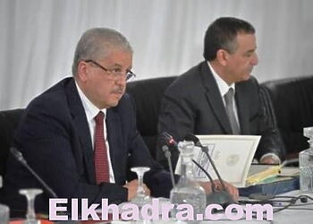 Tripartite d’Annaba : Sellal annonce une augmentation de 25% des crédits à l'économie en 2017 1