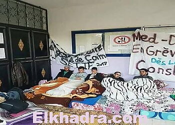 !هل السنة البيضاء هي مصير طلبة الصيدلة وطب الأسنان 15