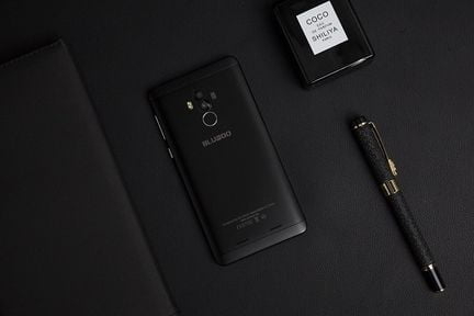 Bluboo D1 : le smartphone avec double capteur photo fait son show en vidéo 1
