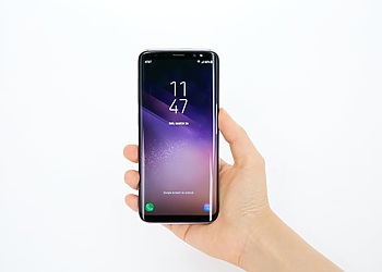 Galaxy S8 : le smartphone passe la barre du million de précommandes ! 2