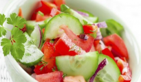 Voici pourquoi il ne faut jamais mélanger les concombres avec les tomates 10 Voici pourquoi il ne faut jamais mélanger les concombres avec les tomates 10