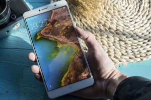 LES 5 MEILLEURS SMARTPHONES A MOINS DE 30 000 DA 4