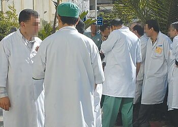 Les “blouses blanches” en grève 12