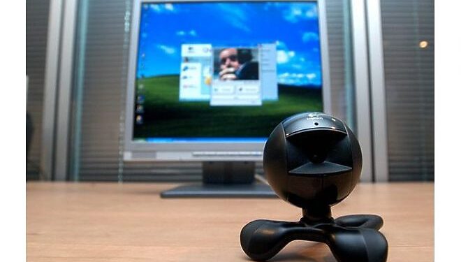 Arrestation d'une personne menaçant des filles d’exhiber leurs photos sur internet 1