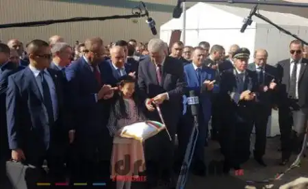 Sellal visite une unité de production des pneumatiques
