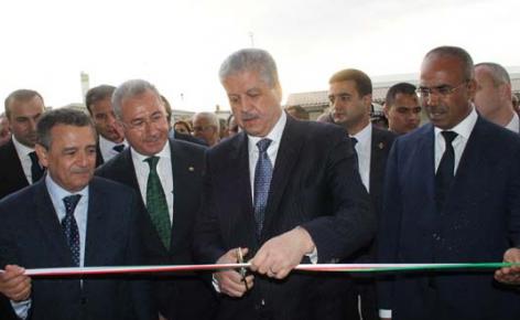 Sellal à Oran : lancement de projets d’habitation, inaugurations d’usines et inspections de chantiers socio-économiques 2