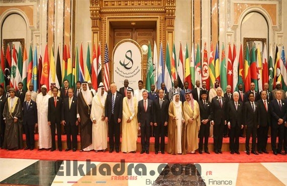Bensalah s’entretient avec les Présidents Béji Caid Essebsi, Donald Trump 1