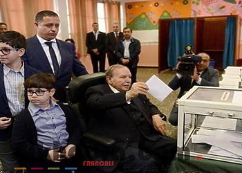 Législatives 2017: Bouteflika accomplit son devoir électoral 16 Législatives 2017: Bouteflika accomplit son devoir électoral 16