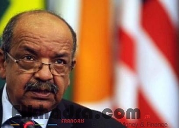 Abdelkader Messahel porteur d’un message du président Bouteflika au président du Zimbabwé 13