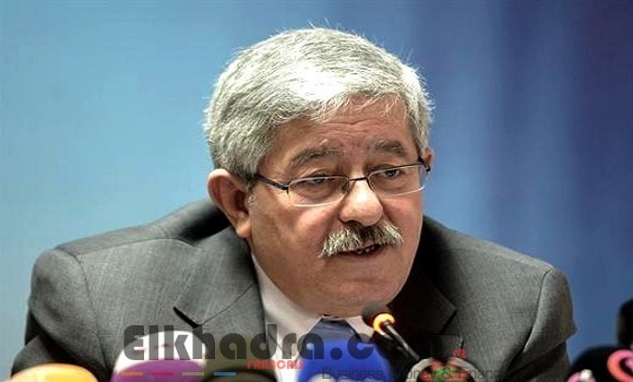 Le président Bouteflika met fin aux fonctions de Tebboune et nomme Ouyahia Premier ministre 1