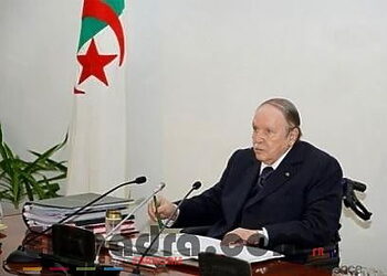 Bouteflika signe cinq décrets portant ratification de conventions de coopération avec plusieurs pays 4