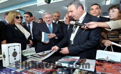Ahmed Ouyahia inaugure officiellement la 22ème édition du Salon international du livre d'Alger du livre 2