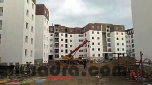 LE CPA FINANCE UN PROGRAMME DE 120 000 LOGEMENTS 330 milliards de DA pour l'Aadl 2