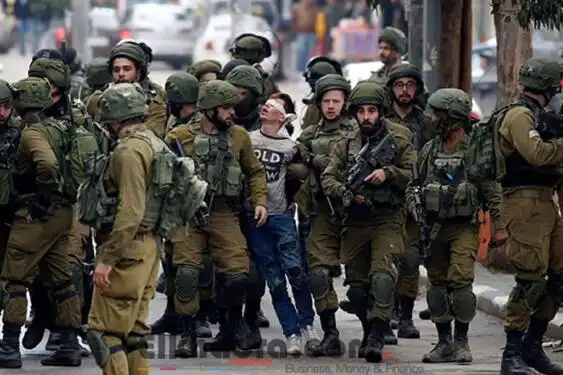 هذا ماحدث مع الطفل الفلسطيني المعتقل