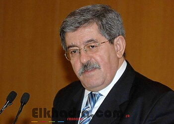 Ouyahia : les réserves de change de l’Algérie à 98 milliards de dollars à fin novembre 5