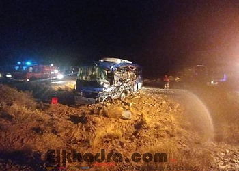Tragique accident à Djelfa : bilan provisoire de 10 morts dans une collision entre un bus de voyageurs et un camion à remorque 1