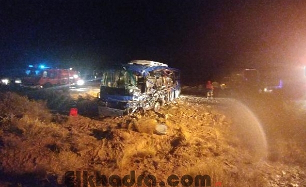 Tragique accident à Djelfa : bilan provisoire de 10 morts dans une collision entre un bus de voyageurs et un camion à remorque 1